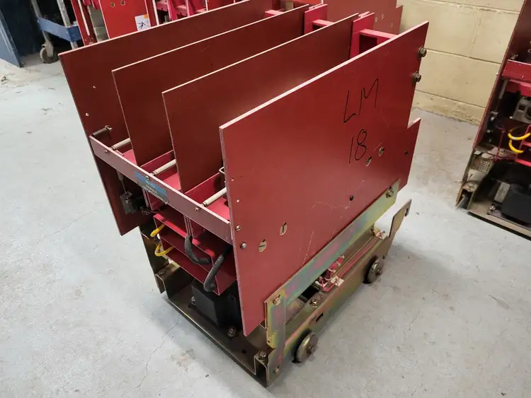 Used SIEMENS 88H3533044A1AT Switchgears British Columbia CA | Lenmark #240621