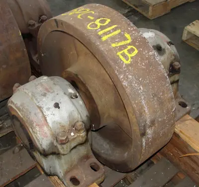 SPC8117  Miscellaneous Equipment trunnion rolls 24"dia.x 6"face, lot of 4 trunnions