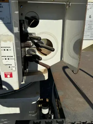 Used 2010 FORD F750 BUCKET TRUCK Bucket (boom) trucks North Dakota US | Proxy Equipment #1378038
