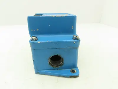 Square D 2510-KR-2H Manual Motor Start Switch Type 4 Watertight 10HP 600V 3PH