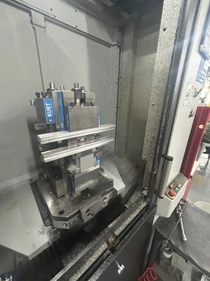 Toyoda FH400J Horizontal Machining Center 119 Tools