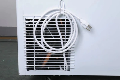 168-0047 FDF16CF 50" Sliding Glass Self Contained Chest Freezer