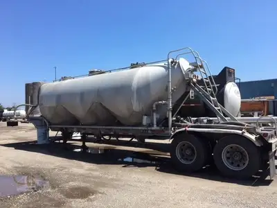 Used 2005 TRAIL KING _UNKNOWN_ Tanker Trailers Indiana US | Lakeshore Equipment Sales #1546563