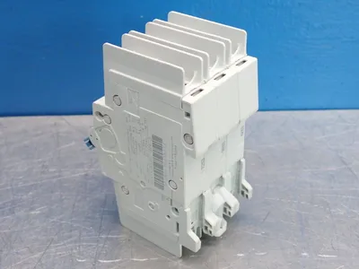 NEW ALLEN BRADLEY 1489M3D200