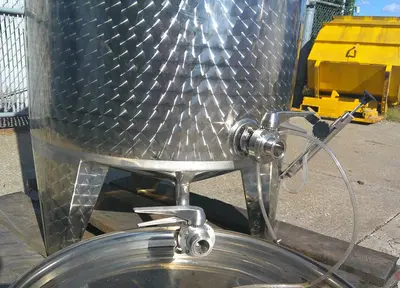 SPC9383  Tank 160 gallon vertical tank, 304 SS, slope