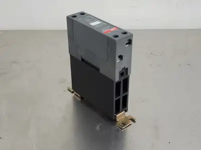 Used ABB R100.20 Switchgears British Columbia CA | Lenmark #244676