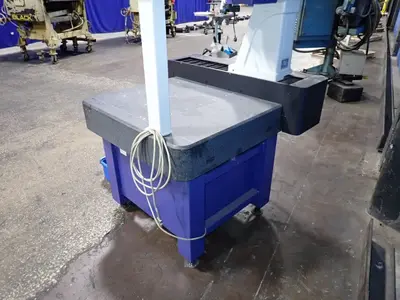 USED 2015 MITUTOYO CRYSTAPLUS M443