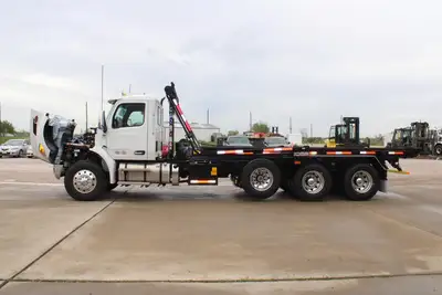 Used 2027 PETERBILT 548 Rolloff Trucks Texas US | Roll Off Truck World #1491958