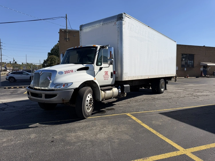 Used 2018 INTERNATIONAL 4300SBA4X2 Box trucks Ohio US | Miedema Asset Management Group #1578110