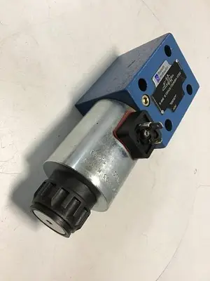 USED REXROTH 54WE10E121A33/CG24N9K4 SO332