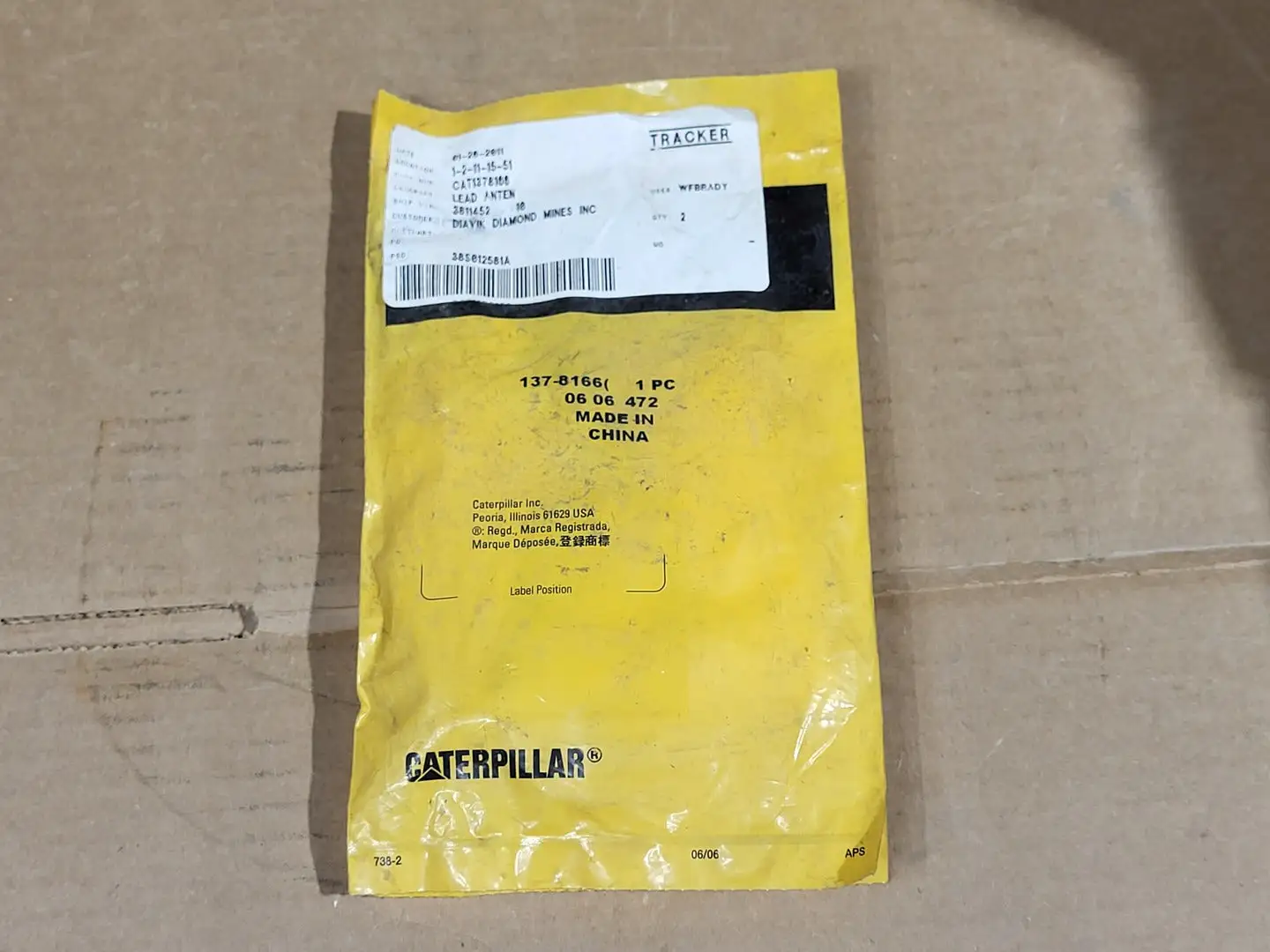 NEW CATERPILLAR 137-8166