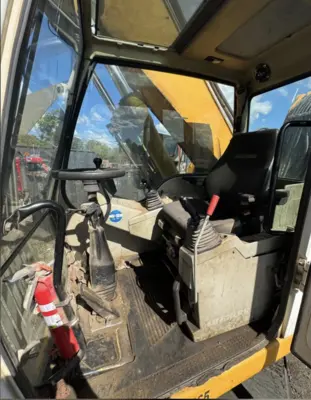 LIEBHERR 934C Material Handlers | RyCat Machinery (2)