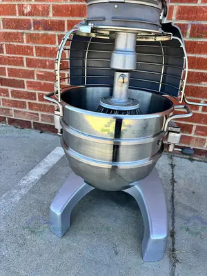 USED HOBART LEGACY HL300 PLANETARY FLOOR MIXER W/ BRAND NEW BOWL 30 QT, 3/4 HP, 120V