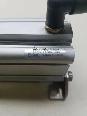 SMC CDQ2L32-200DCZ