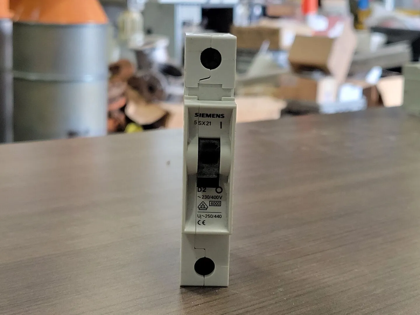 Used SIEMENS 5SX21 D2 Switchgears British Columbia CA | Lenmark #242680