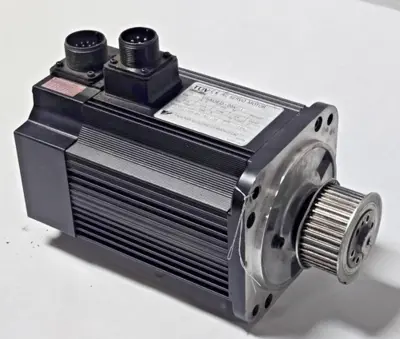 YASKAWA ELECTRIC USAGED-05V BE11 SERVO MOTOR