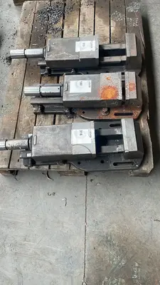 USED NB HYDRAULIC VICES