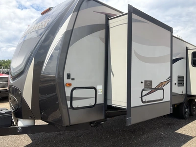 USED 2016 KEYSTONE SPRINTER SERIES M-299