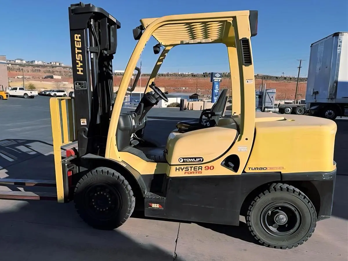 USED 2016 HYSTER H90FT