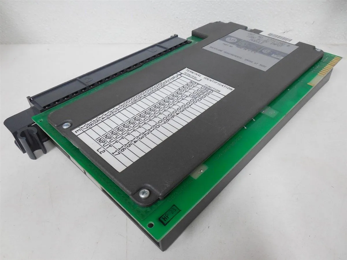 Allen Bradley 1771-IAD/B PLC-5 120V AC/DC Input Module Used