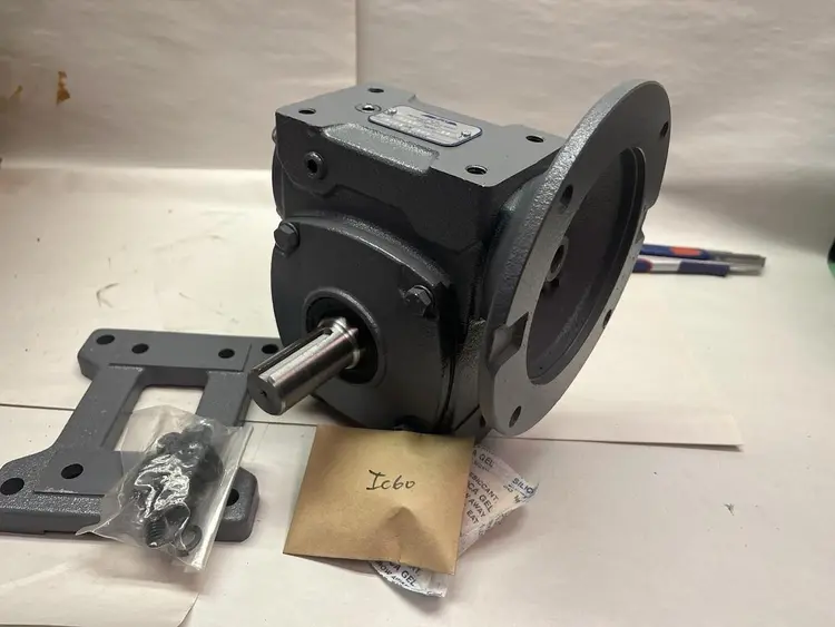 New | in-Stock IPTS IC60-20:1-L-56C Speed Reducers | Surplus Asset Holdings #1204371