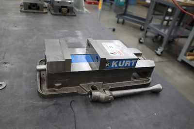 Used KURT WORKHOLDING SOLUTIONS D-675 Vises Minnesota US | Machinesused.com #1505738