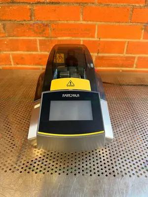 Used SARTORIUS BIOWELDER TC AUTOMATED STERILE TUBE WELDING DEVICE, 469 CYCLES Tube Sealers California US | Equipment Lab #1477361