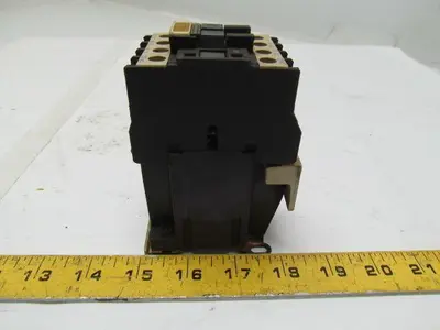 Telemecanique   LP1 D12 01 Contactor Relay Motor Starter 24V Coil