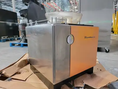 USED 2012 MASTRENA CS2