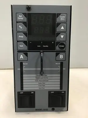 USED HUSKY 9152