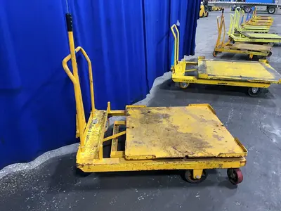Used _UNKNOWN_ _UNKNOWN_ Distribution and Warehouse Trolleys Ohio US | HGR 24 #1370378