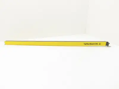 Schmersal Safety Light Curtain Receiver Has Some Scratches End Cap Is Broken
