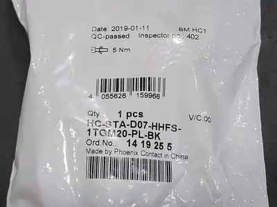 NEW PHOENIX CONTACT HC-STA-D07-HHFS-1TGM20-PL-BK