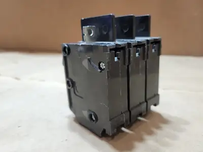 Used SIEMENS BQ3B015 Switchgears British Columbia CA | Lenmark #1438521