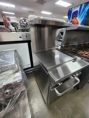 New | in-Stock Atosa New Atosa AGR-24G CookRite 24" Gas Flat Top Griddle Range w/ Oven & 3/4" Thick Plate Commercial Ranges Illinois US | Falcon Restaurant Supply #1376581