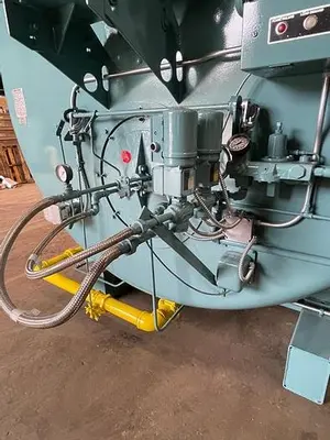USED 1995 CLEAVER BROOKS CB 200-700