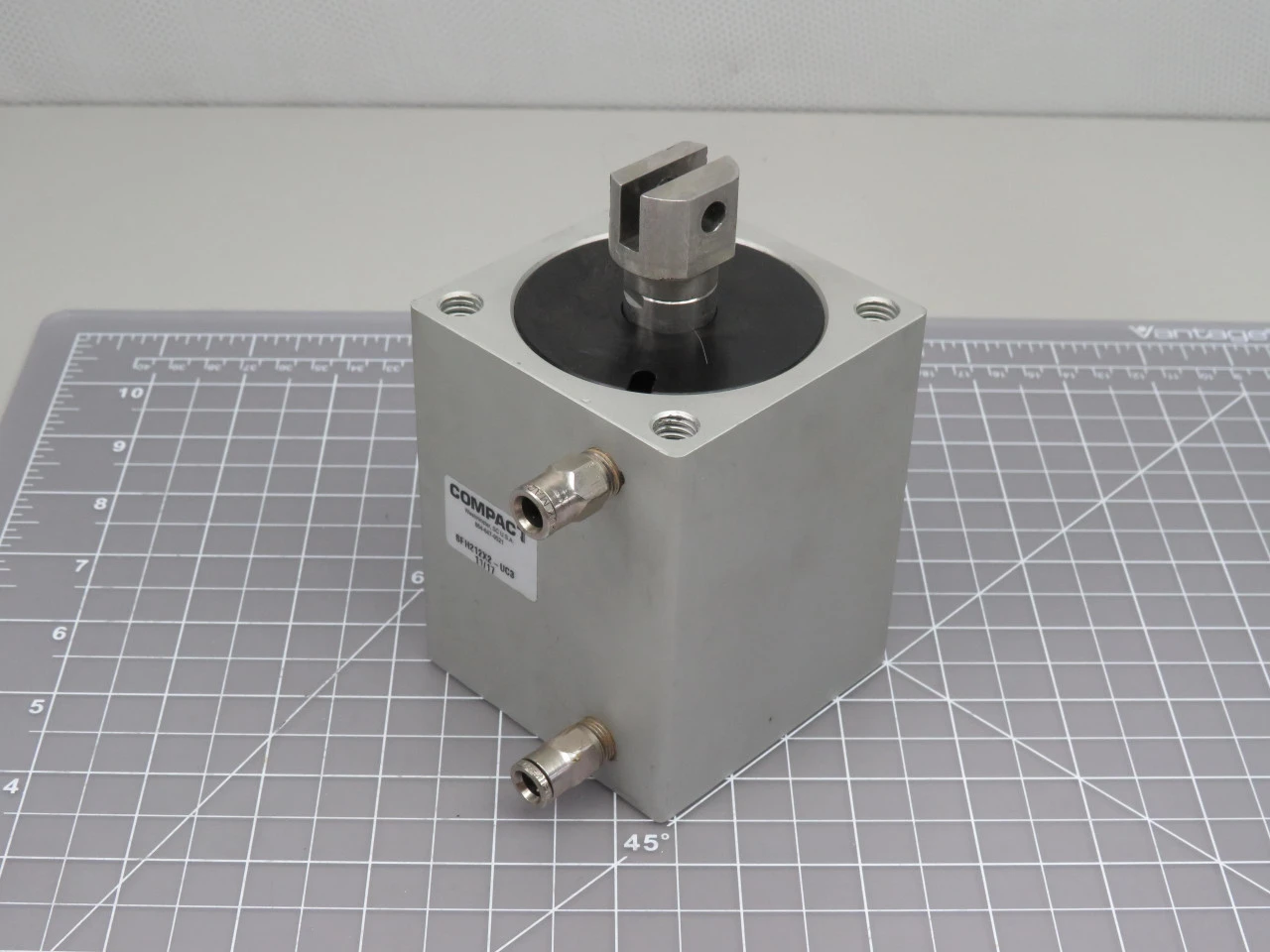 Used COMPACT _UNKNOWN_ Pneumatic Cylinders Texas US | OCO Industrial #1571082