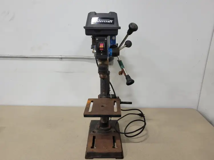 Used MASTERCRAFT 055-5530-8 Drill Press (Woodworking) British Columbia CA | Lenmark #255167