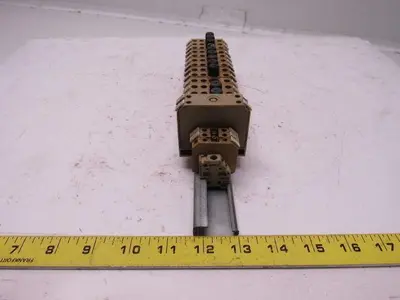 Klippon SAK S3/32 Terminal Block Din Rail Mount Connector Fuse Lot of 29 Blocks