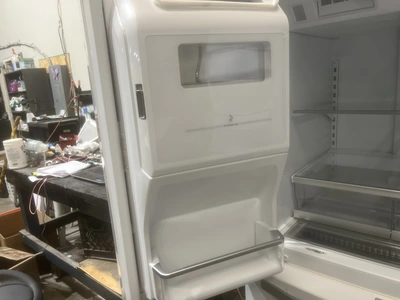 USED WHIRLPOOL GOLD SERIES 4 DOOR
