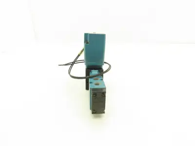 MAC 811C-2E-110EA-152 Pneumatic Air Solenoid Valve 120V 150 PSI 1/4" NPT 5 Way