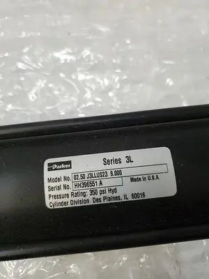 PARKER SERIES 3L 02.50 J3LLUS23 9.000 HYDRAULIC CYLINDER