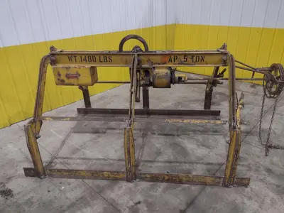 10,000 LBS X 96" CF ADJUSTABLE PLATE & SHEET LIFTER: STOCK #22326