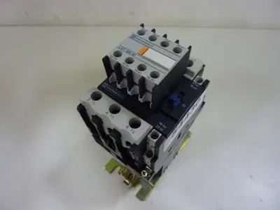 USED TELEMECANIQUE LP1D4011