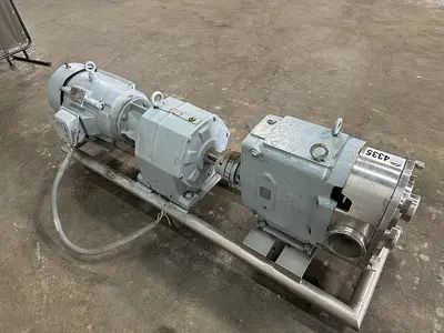 USED WAUKESHA FLUID HANDLING 220