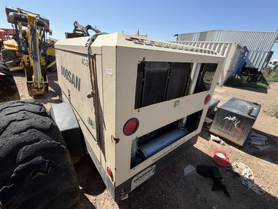 Used _UNKNOWN_ _UNKNOWN_ Air Compressors, Portable Texas US | Miedema Asset Management Group #1312617