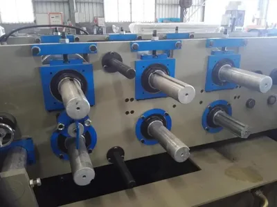 High Precision Z-Purlin Roll Forming Machine in China
