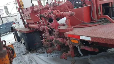 USED 1994 FREIGHTLINER FLD120SD CONVENTIONAL 4 AXLE OILFIELD PUMP/KILL TRUCK
