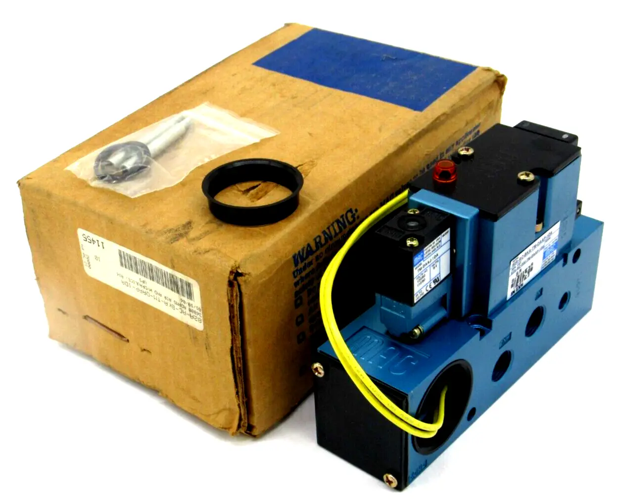 NEW MAC VALVES 82A-AC-BKA-TM-DAAP-1DA SOLENOID VALVE 82AACBKATMDAAP1DA