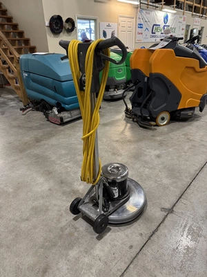 Advance Pacesetter 20HD Low-Speed Scrubber Refurbished